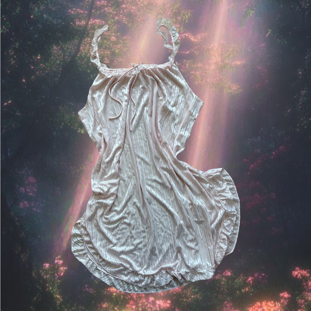 American Vintage Shimmering Silver Chemise